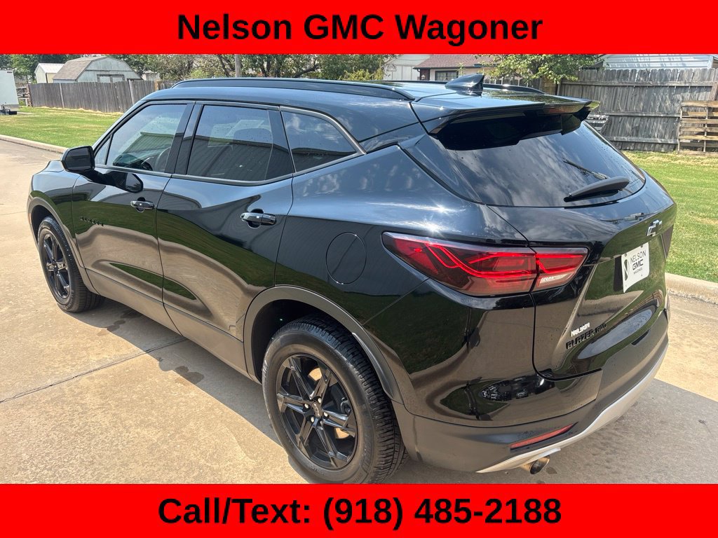 Used 2023 Chevrolet Blazer LT w/ Convenience Package AWD/4WD image 4