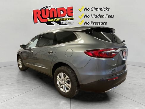 Used 2018 Buick Enclave Essence image 4