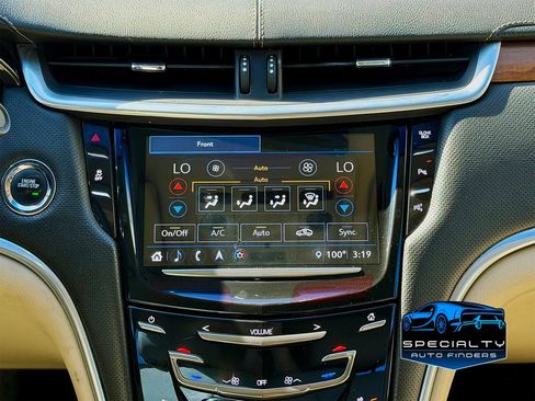 Used 2019 Cadillac XTS Luxury image 16