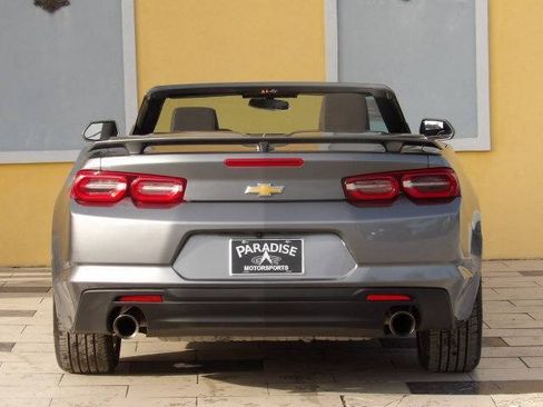 Used 2021 Chevrolet Camaro LT RWD image 5