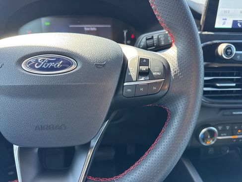Used 2025 Ford Escape ST-Line w/ Equipment Group 301A image 15