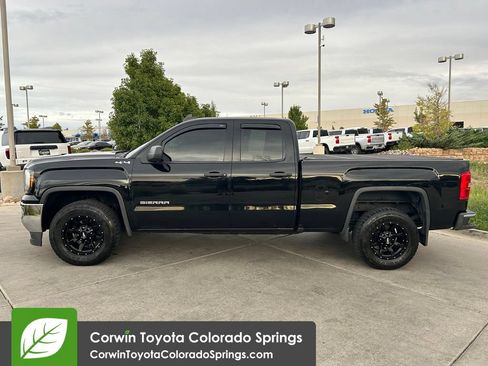 Used 2017 GMC Sierra 1500 4x4 Double Cab w/ Sierra Convenience Package image 4