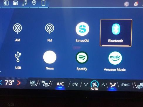 Used 2026 Chevrolet Traverse RS image 18