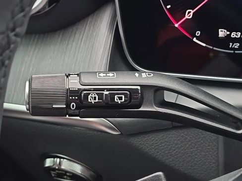 New 2026 Mercedes-Benz GLC 300 4MATIC image 19