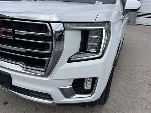Used 2024 GMC Yukon SLT image 9