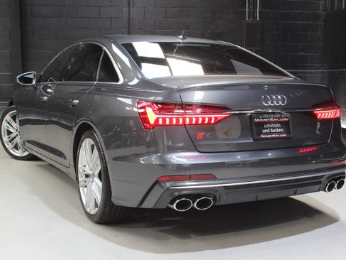 Used 2023 Audi S6 Prestige image 11
