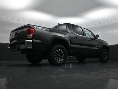 Used 2023 Toyota Tacoma TRD Sport image 30