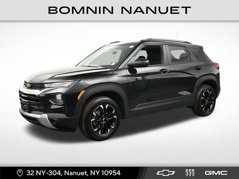 Used 2023 Chevrolet TrailBlazer LT AWD/4WD image 1