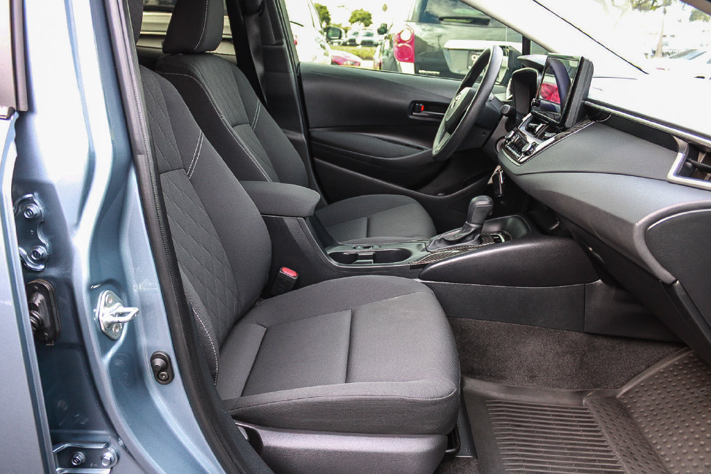 Used 2026 Toyota Corolla LE FWD image 16