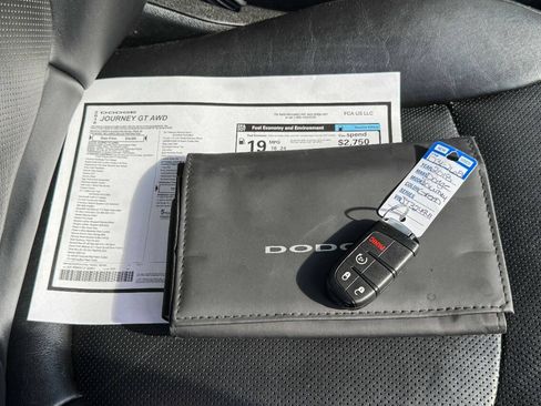 Used 2018 Dodge Journey GT w/ Driver Convenience Group AWD/4WD image 33