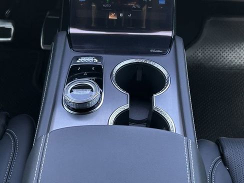 New 2026 Cadillac Vistiq Luxury image 19