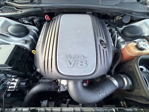 Used 2012 Dodge Challenger R/T image 41