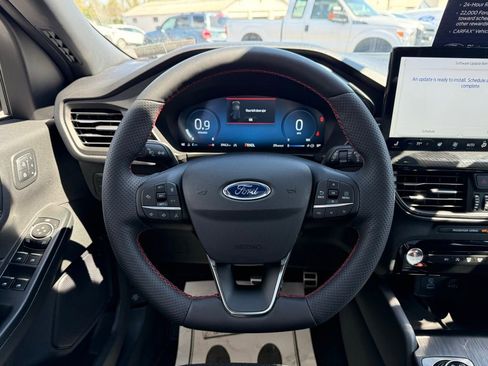 Certified 2023 Ford Escape ST-Line Select w/ Tech Pack #2 AWD/4WD image 15