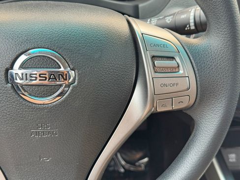 Used 2015 Nissan Altima 2.5 S w/ Special Edition Package FWD image 21