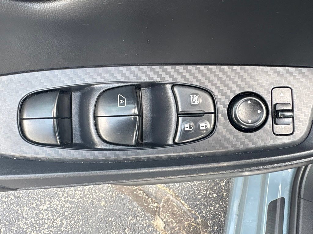 Used 2024 Nissan Sentra SV w/ Lighting Package FWD image 23