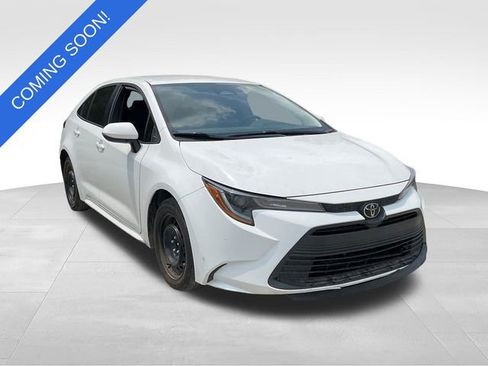 Used 2024 Toyota Corolla LE FWD image 1