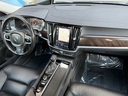 Used 2017 Volvo S90 T5 Momentum w/ Protection Package image 28