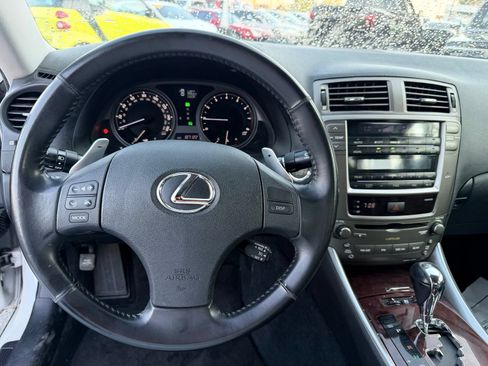 Used 2006 Lexus IS 250 RWD image 17