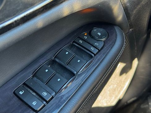 Used 2017 Buick Enclave Premium image 36