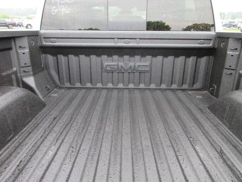 New 2026 GMC Sierra 1500 AT4 w/ AT4 Premium Package AWD/4WD image 6