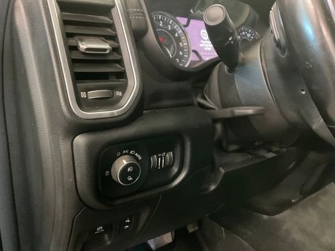 Used 2021 RAM 1500 Laramie AWD/4WD image 12