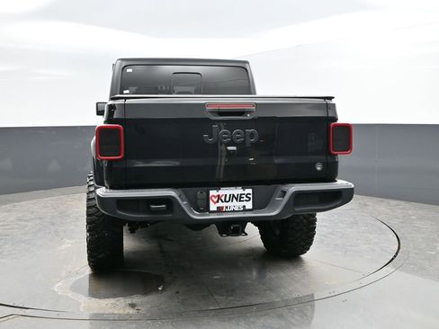 Used 2021 Jeep Gladiator Willys image 8