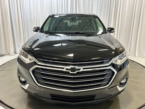 Used 2021 Chevrolet Traverse LT FWD image 24