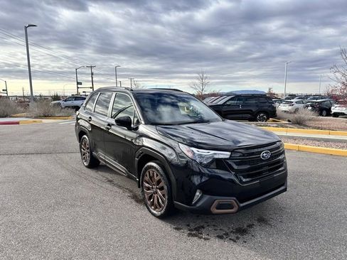 Used 2025 Subaru Forester Sport image 4