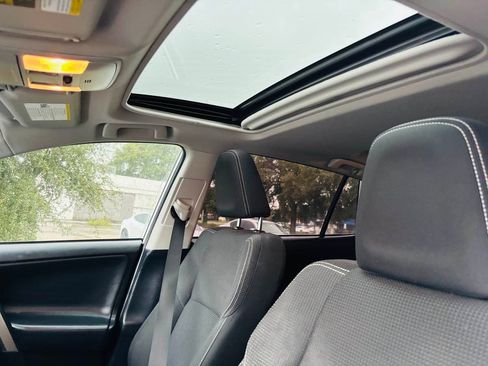 Used 2018 Toyota RAV4 XLE image 22