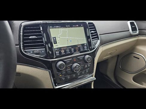 Used 2020 Jeep Grand Cherokee Summit w/ Platinum Series Group image 15