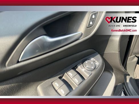 New 2026 Buick Envista Preferred FWD image 18