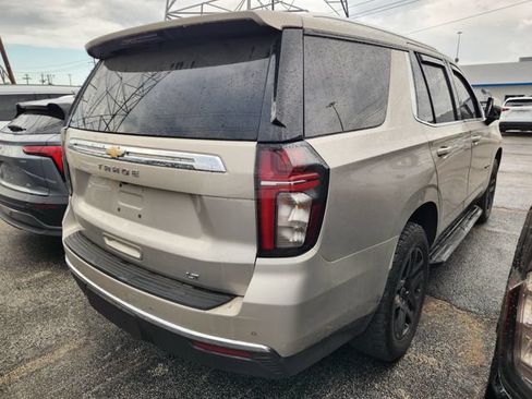 Used 2022 Chevrolet Tahoe LT w/ Luxury Package RWD image 5