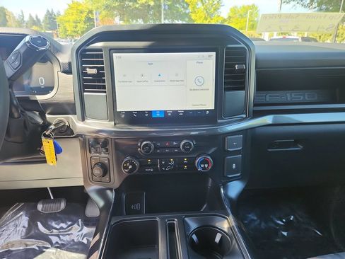 Used 2025 Ford F150 STX AWD/4WD image 19