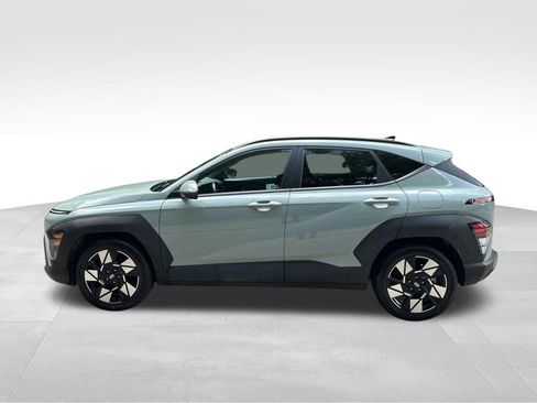 Used 2024 Hyundai Kona SEL FWD image 2