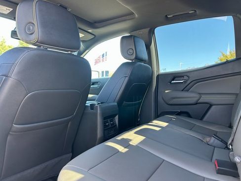 Used 2023 Chevrolet Colorado ZR2 w/ Desert Boss Special Edition image 32