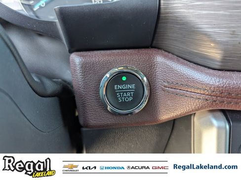 Used 2024 Ford Expedition Limited image 26