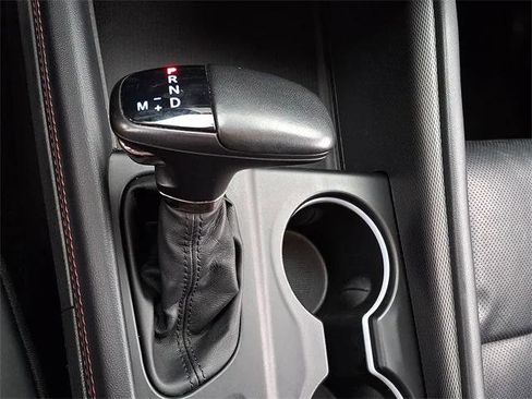 Certified 2024 Dodge Durango GT image 16