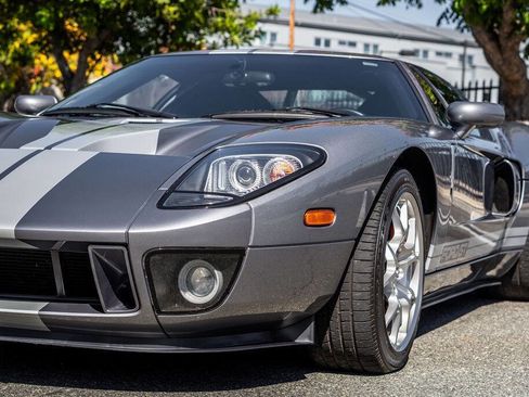 Used 2006 Ford GT image 78