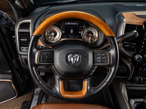 Used 2019 RAM 2500 Limited image 19