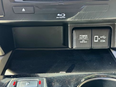 Used 2020 Honda Pilot Touring image 33