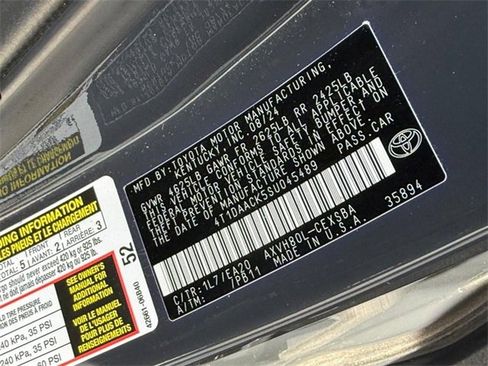 Used 2025 Toyota Camry SE image 25