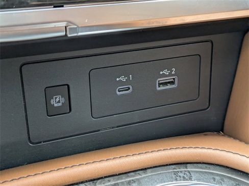 Used 2022 INFINITI QX80 Sensory w/ Cargo Package image 25