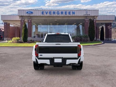 New 2026 Ford F450 Platinum w/ FX4 Off-Road Package AWD/4WD image 5