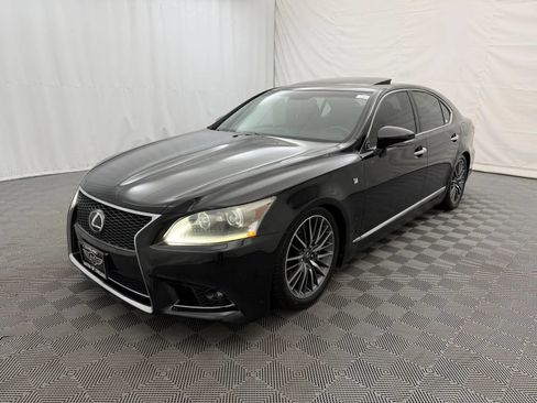 Used 2013 Lexus LS 460 AWD w/ F-Sport Pkg image 2
