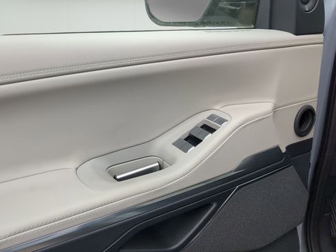 New 2026 Lincoln Navigator L Reserve AWD/4WD image 12
