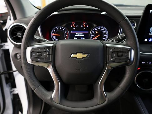 New 2025 Chevrolet Blazer LT w/ Midnight/Sport Edition image 16