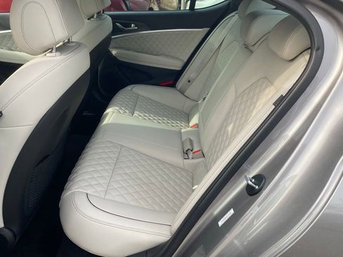 Used 2025 Genesis G70 3.3T Advanced w/ Sport Prestige Package image 8