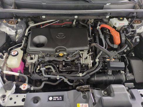 Used 2019 Toyota RAV4 XLE w/ Convenience Package AWD/4WD image 24