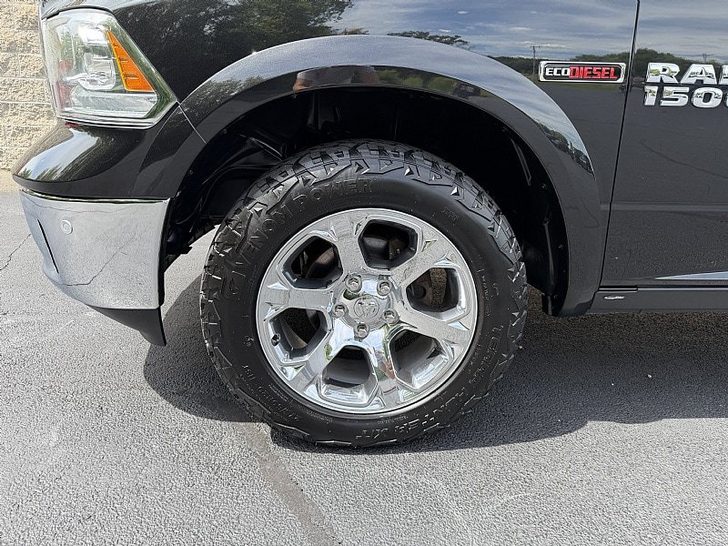 Used 2017 RAM 1500 Laramie w/ Convenience Group AWD/4WD image 9