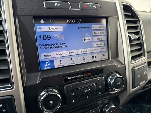 Used 2018 Ford F150 Lariat image 18